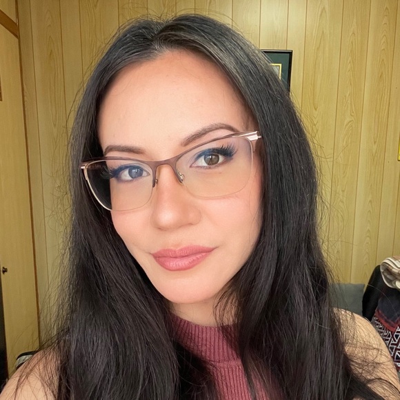 👑🌸 Meet your buyer / seller!! 🌺💗 - Picture 4 of 14